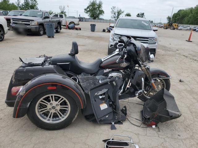 2011 Harley-Davidson Flhtcutg