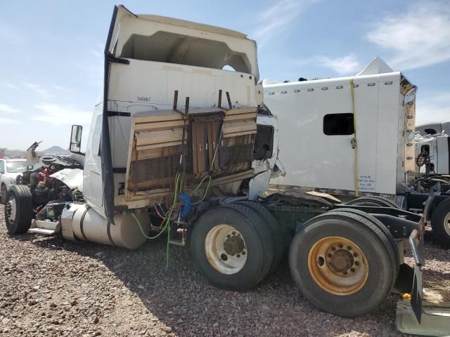 2020 International LT625