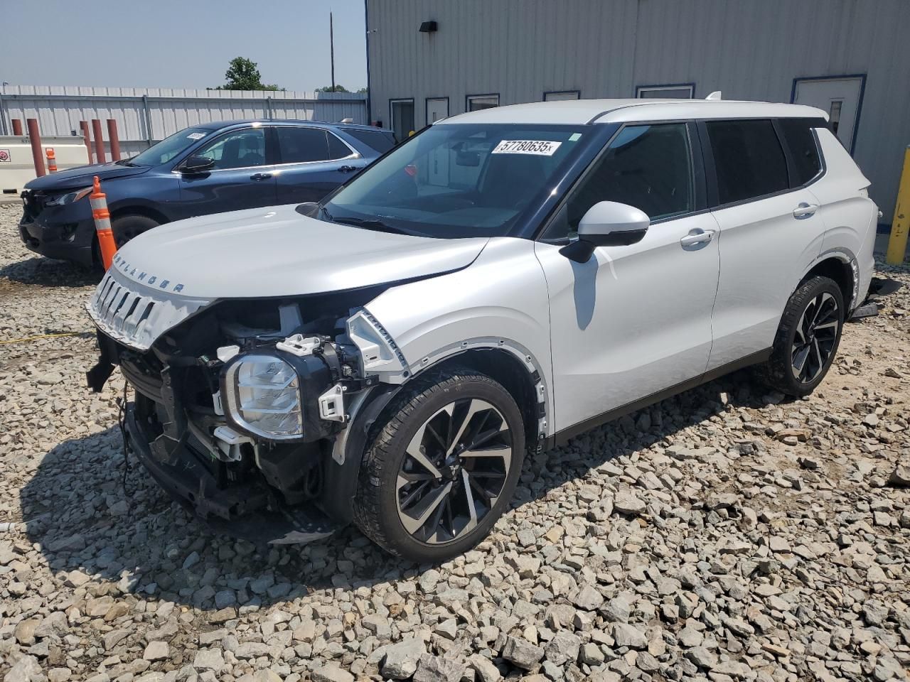 2022 Mitsubishi Outlander se