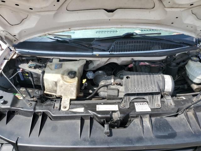 2005 GMC Savana Cutaway G3500