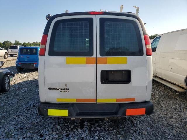 2015 Chevrolet Express G2500