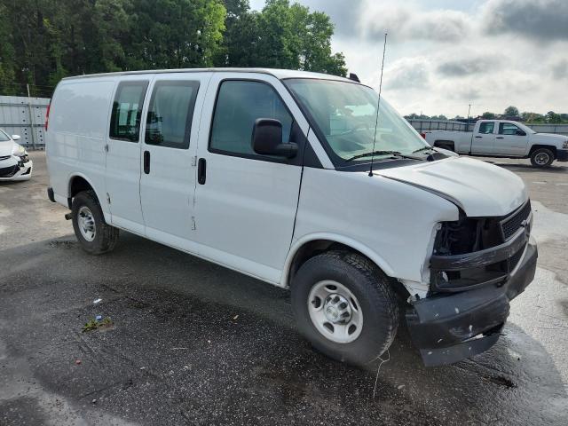 2020 Chevrolet Express G2500