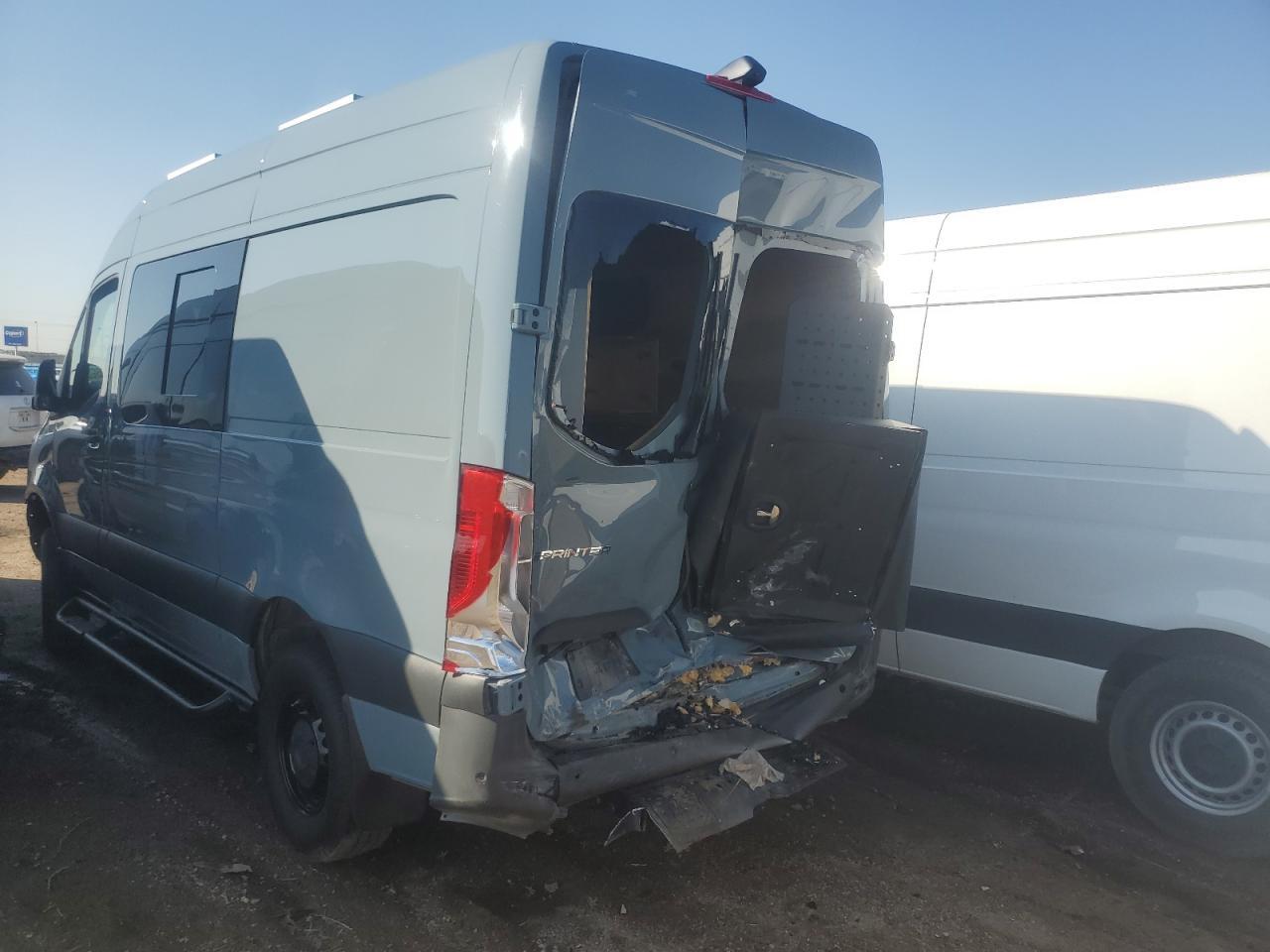 2022 Mercedes-Benz Sprinter 2500