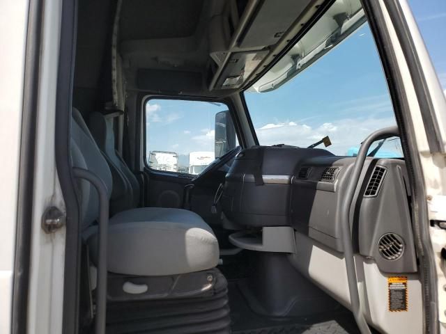 2011 Volvo VN VNL