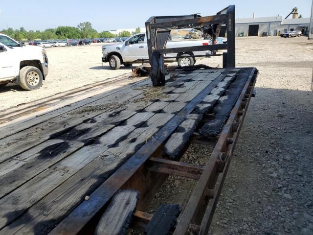 2021 Big Tex 14GN-25BK+5MR Equipment Trailer