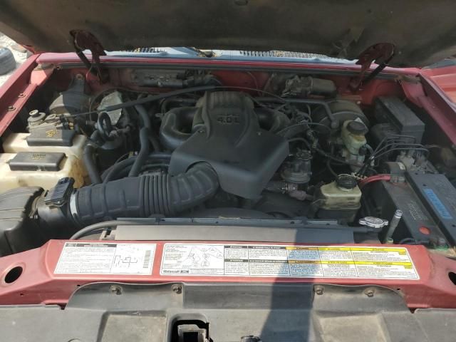 2000 Ford Explorer XLT