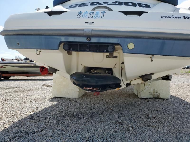 2000 Seacraft Boat