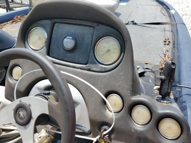 2007 Stratos Boat