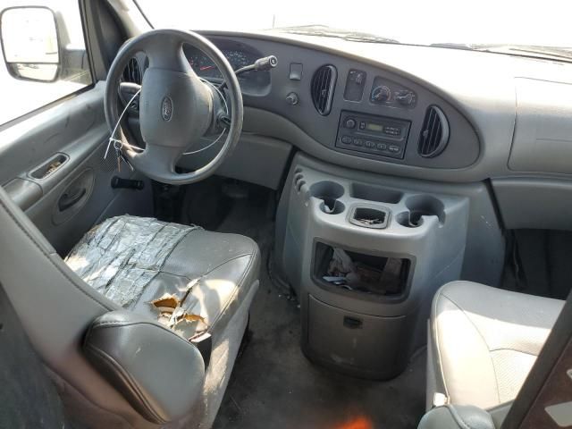 2004 Ford Econoline E250 Van