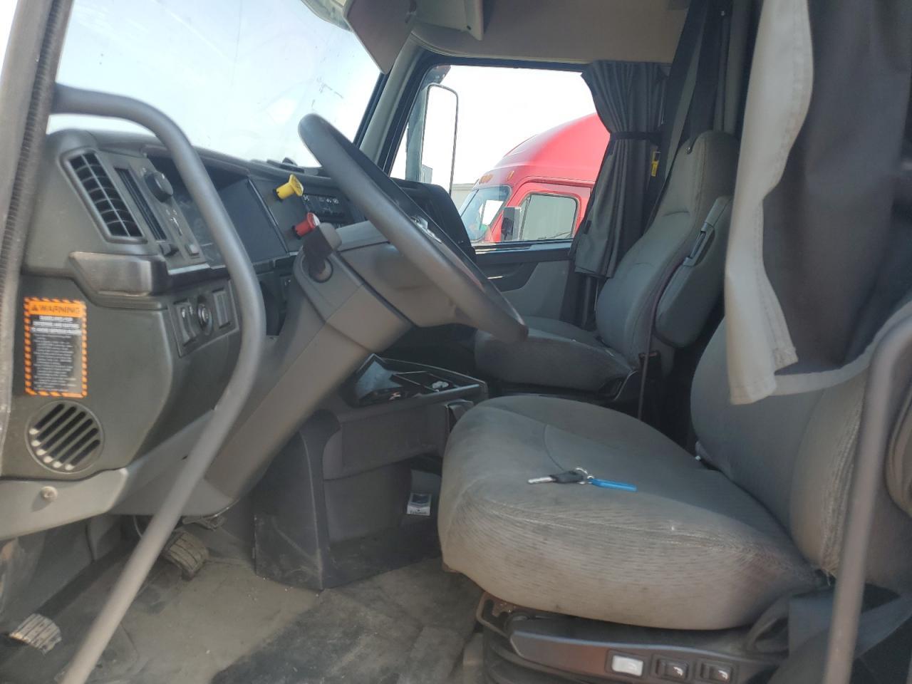 2022 Volvo VNL Semi Truck