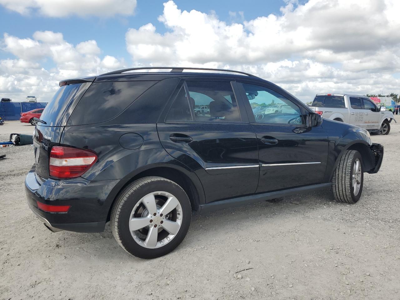 2009 Mercedes-Benz ML 350