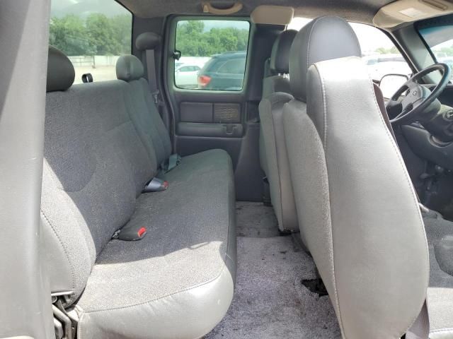 2004 Chevrolet Silverado C1500