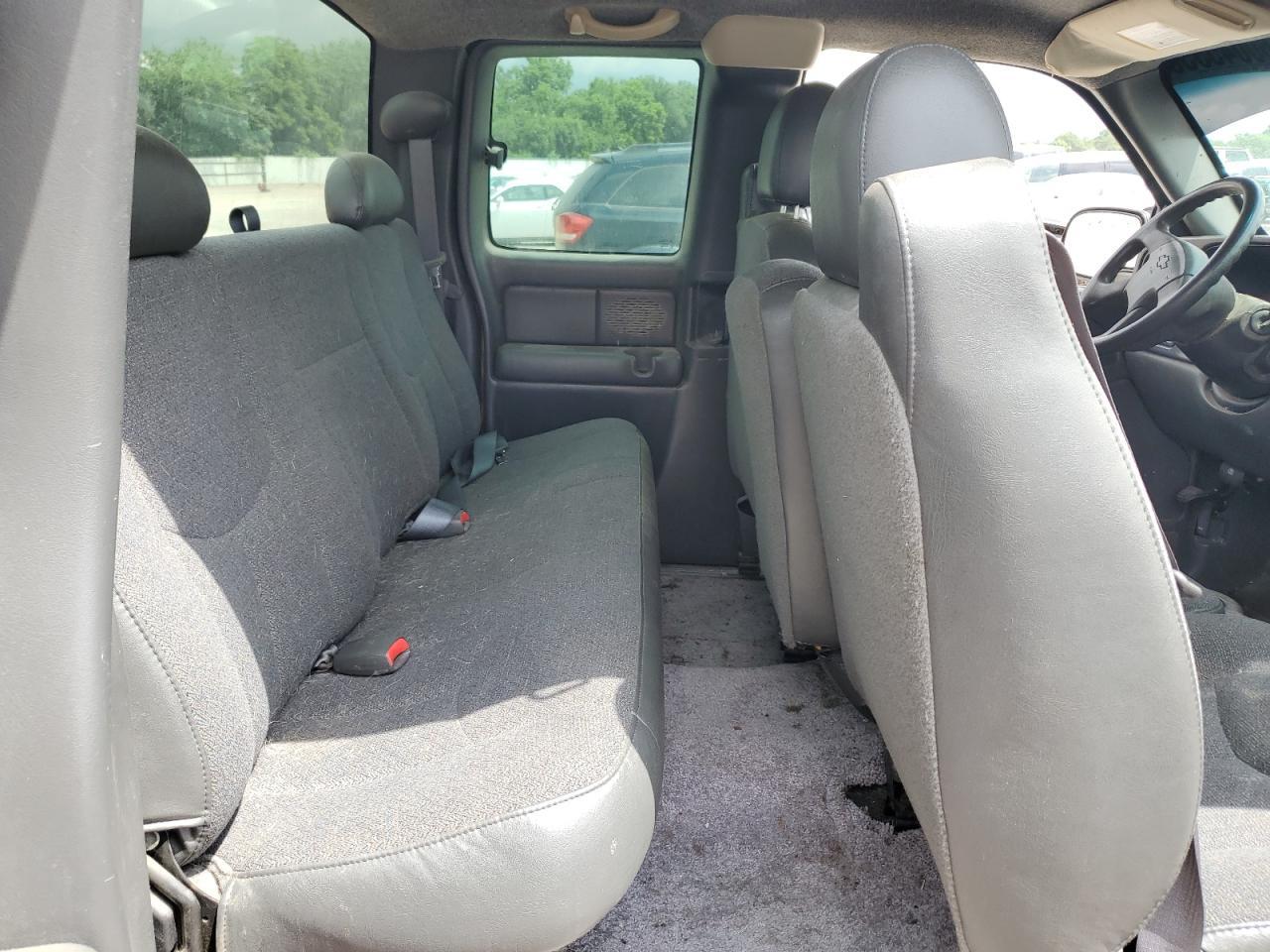 2004 Chevrolet Silverado C1500