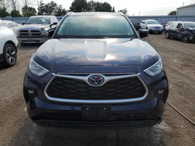 2021 Toyota Highlander Hybrid XLE