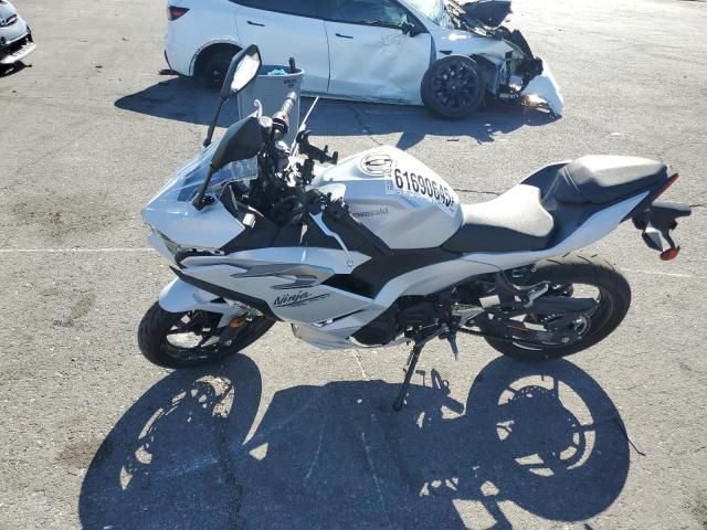 2025 Kawasaki EX500