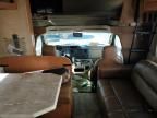2014 Ford Econoline E450 Super Duty Cutaway Van
