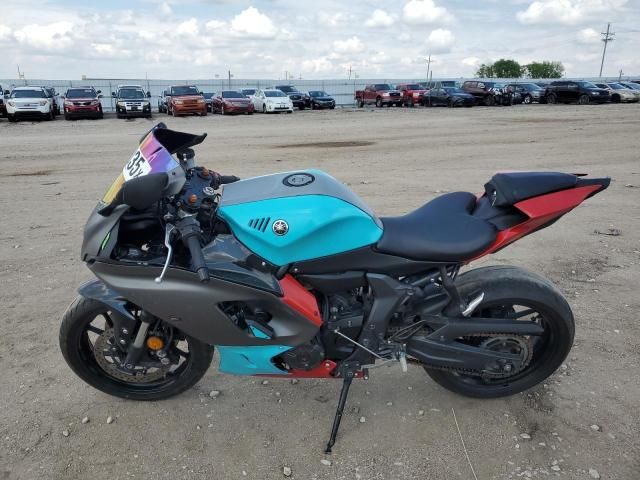 2024 Yamaha YZFR7