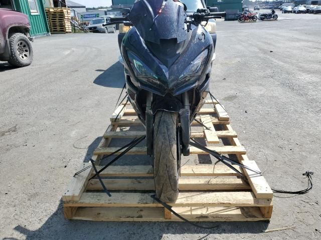 2022 Kawasaki ZX1002 K