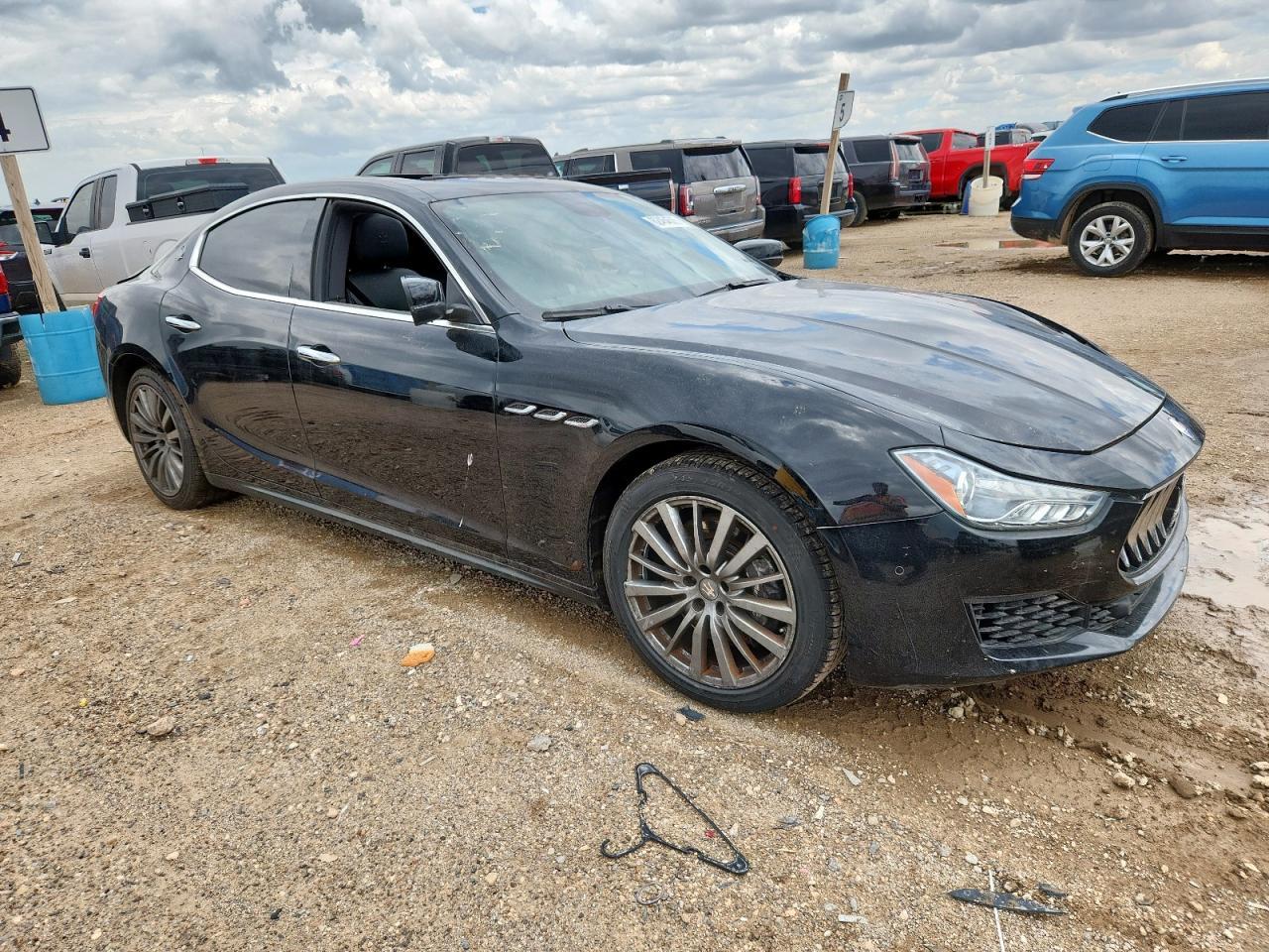 2018 Maserati Ghibli s