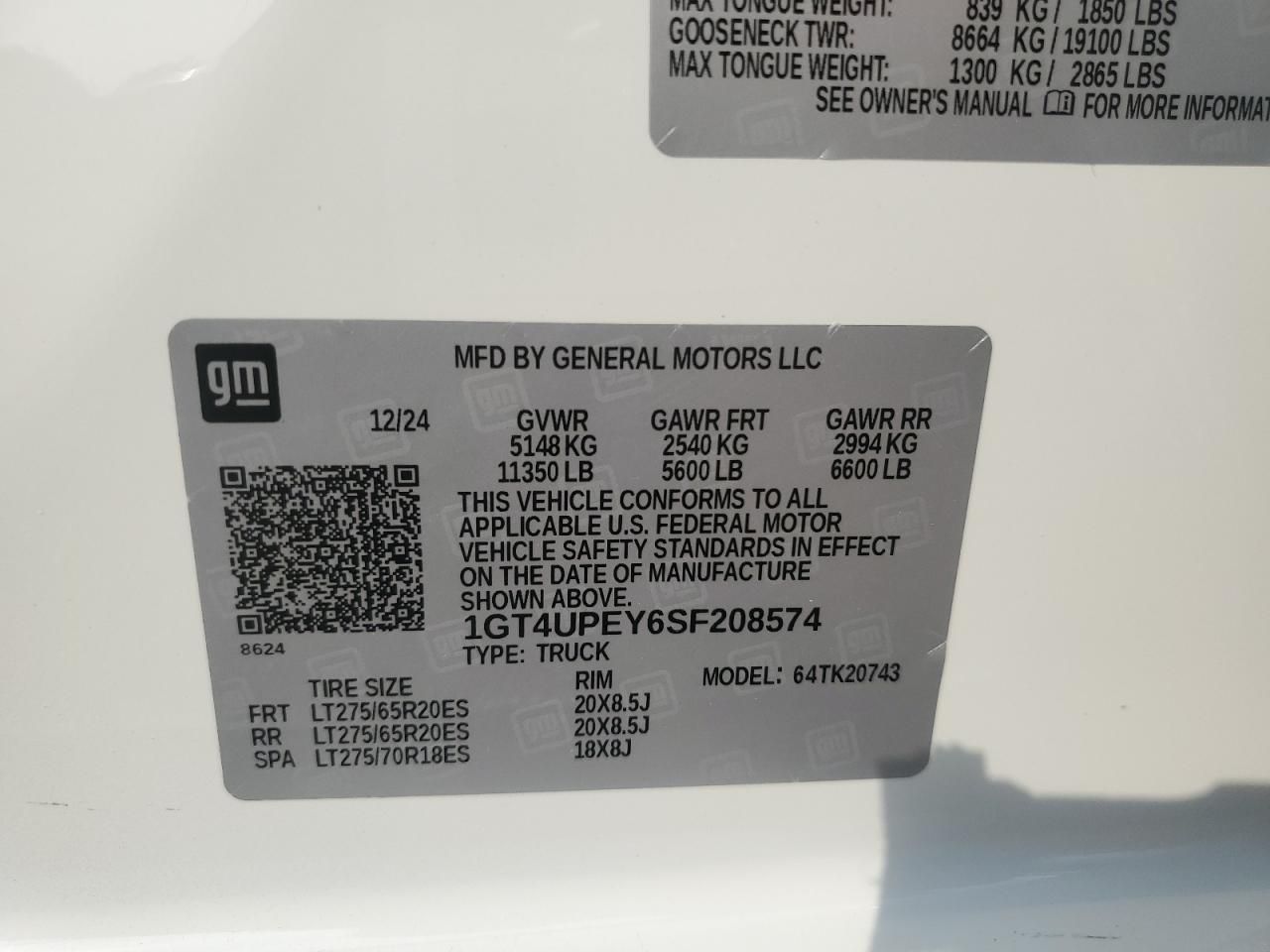 2025 GMC Sierra K2500 AT4