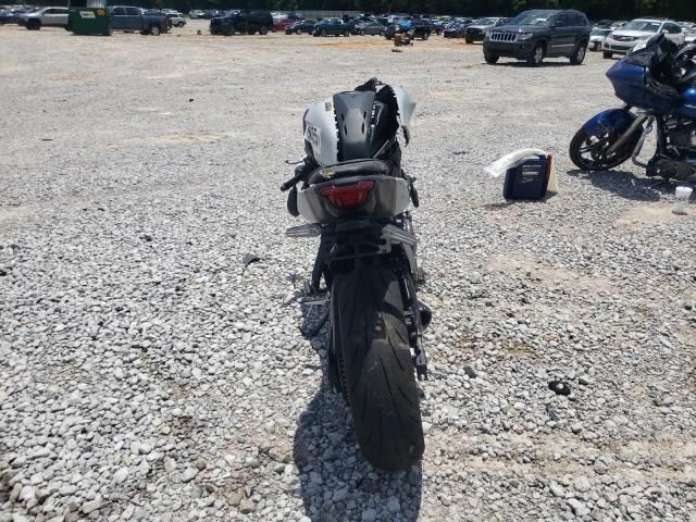 2025 Yamaha MTN690
