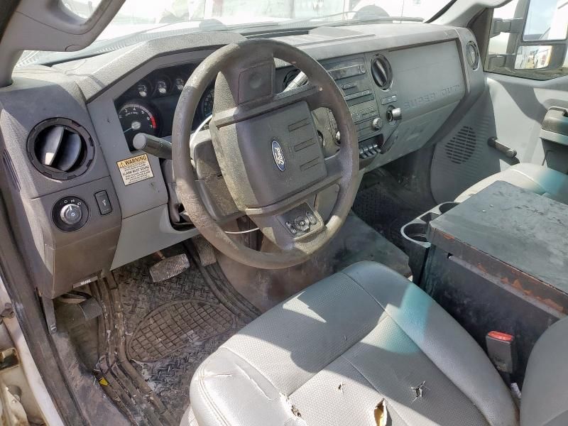 2013 Ford F350 Super