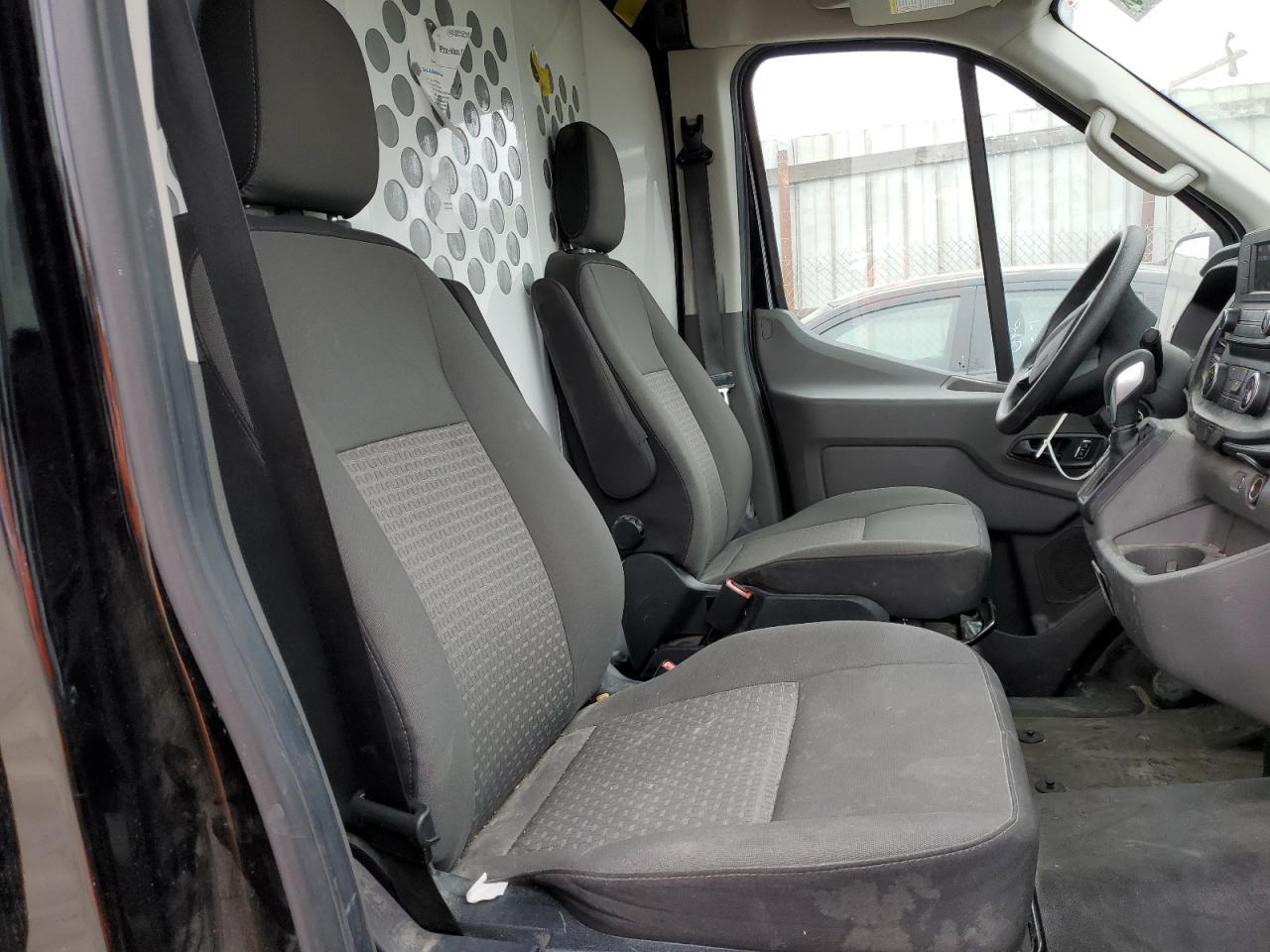 2023 Ford Transit T-250