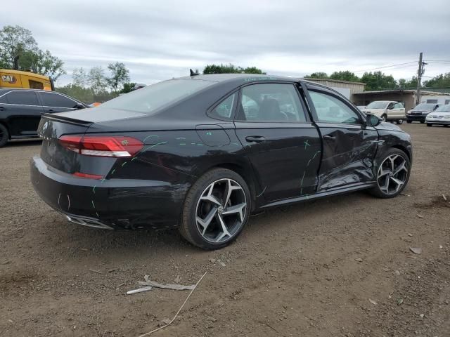 2020 Volkswagen Passat R-Line