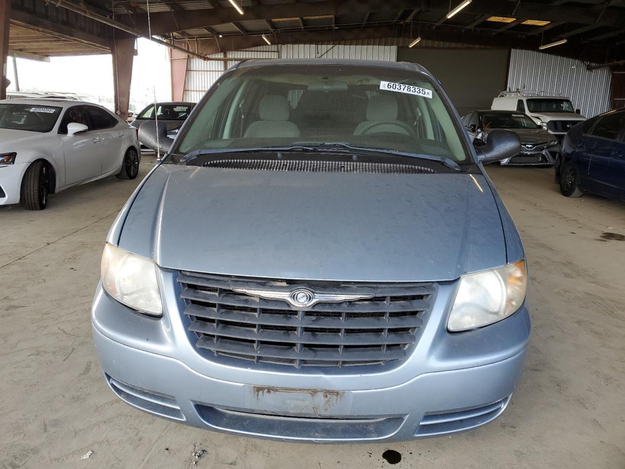 2006 Chrysler Town & Country