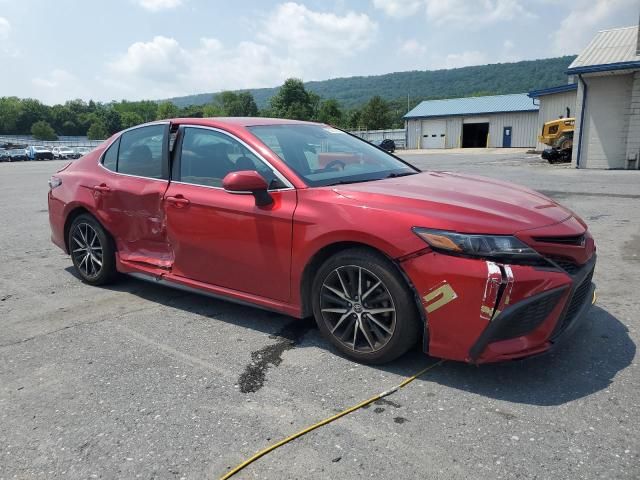 2021 Toyota Camry se