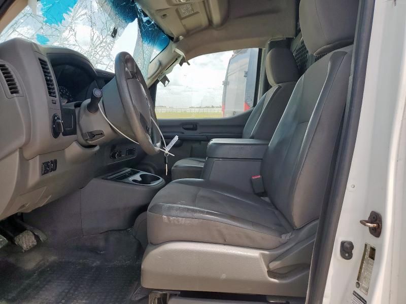 2016 Niss NV 2500 S 2500 SV 25