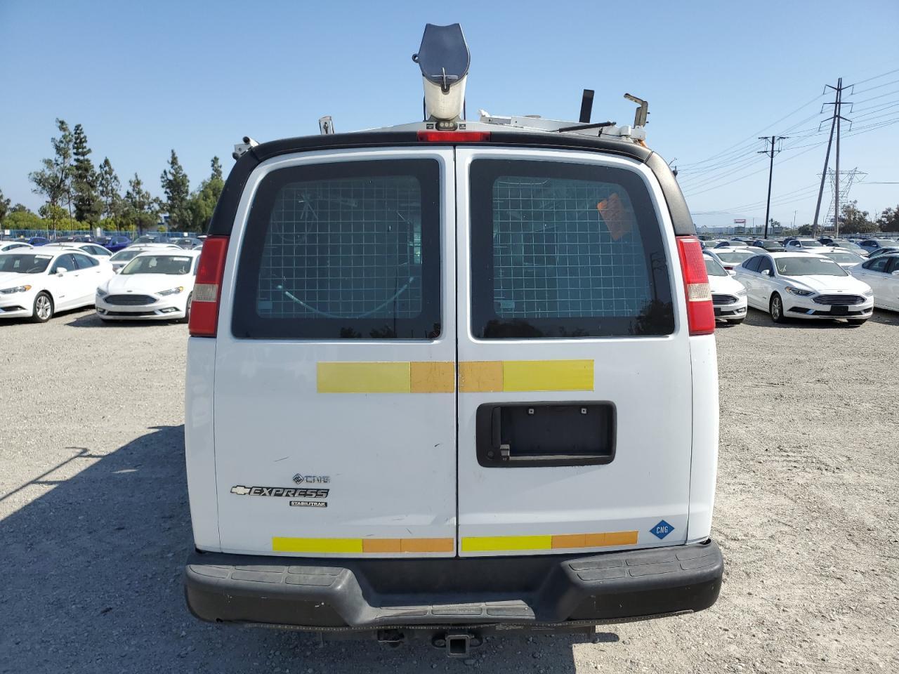 2013 Chev Express G2500