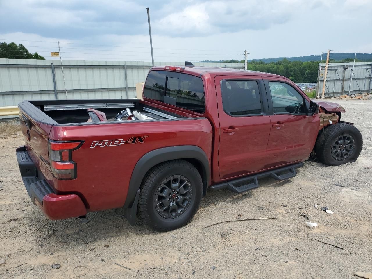 2024 Nissan Frontier s