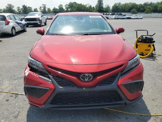 2021 Toyota Camry se