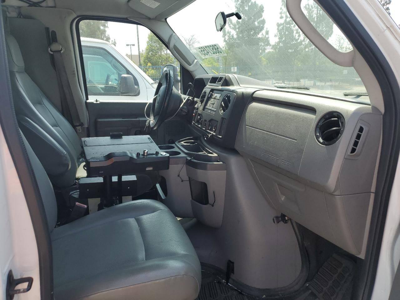 2011 Ford Econoline E350 Super Duty Van