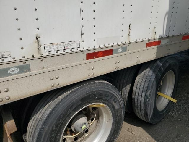 2013 Utility VS2DX DRY Van Trailer