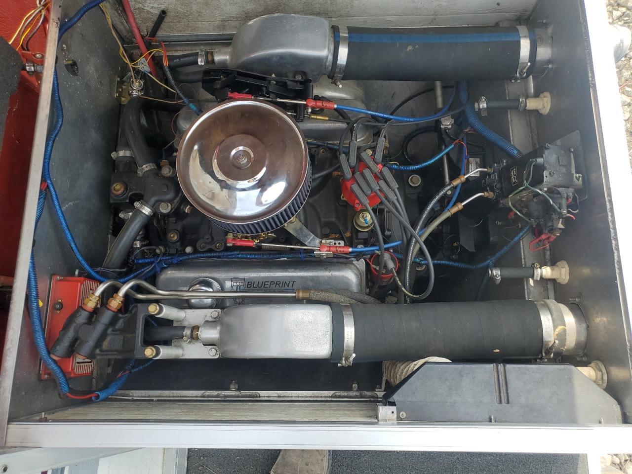 1984 Larson Boat