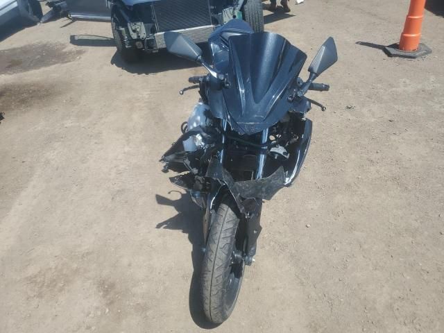 2016 Kawasaki EX300 B