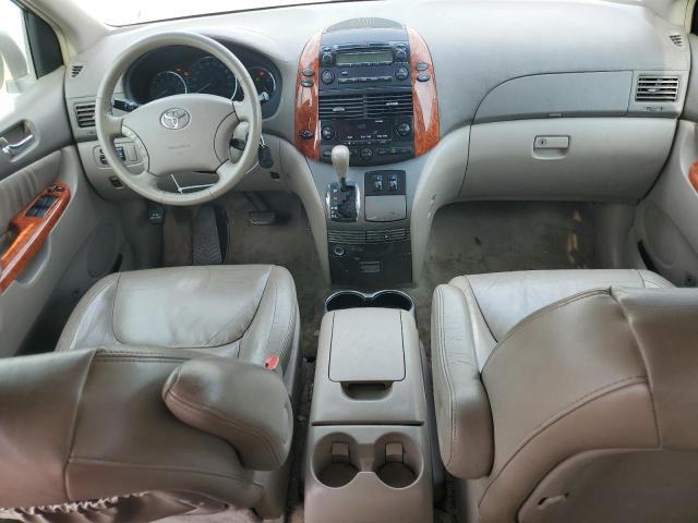 2010 Toyota Sienna xle