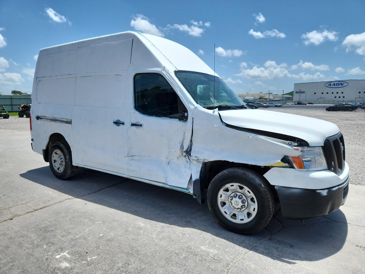 2020 Niss NV 2500 HD SV
