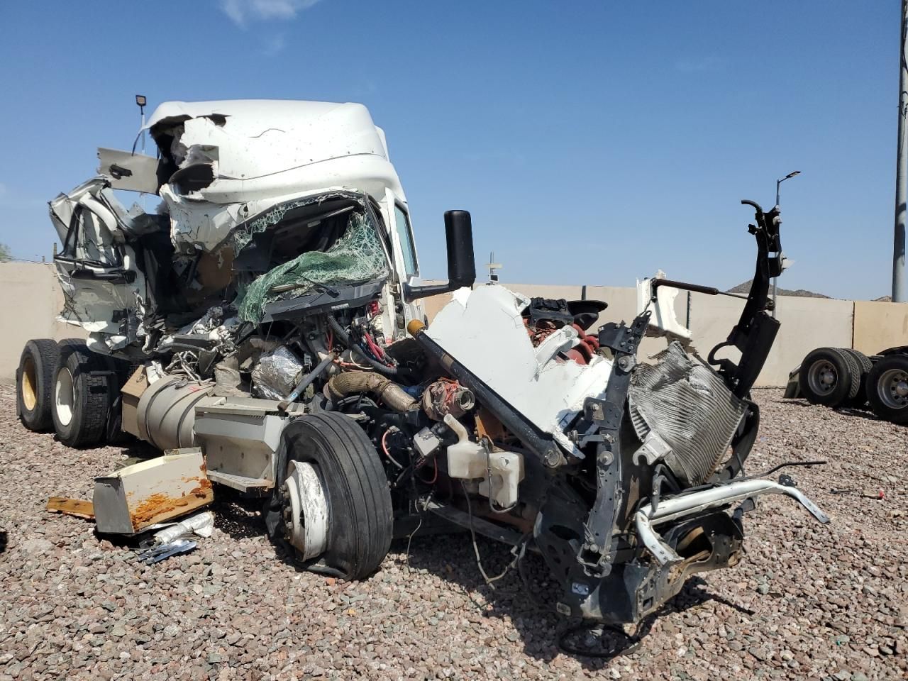 2020 International LT625