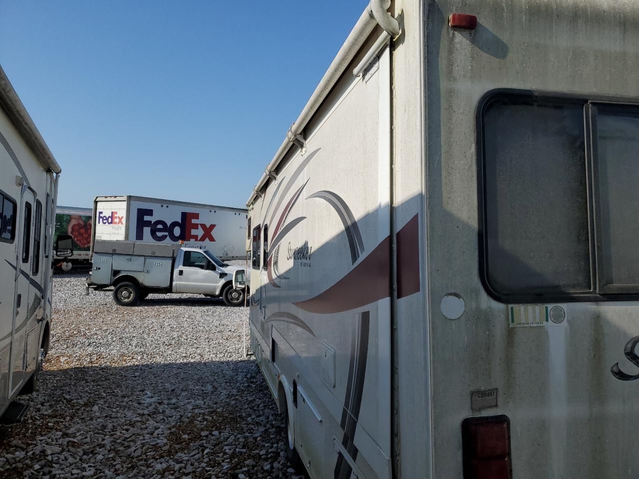 2014 Ford Econoline E450 Super Duty Cutaway Van