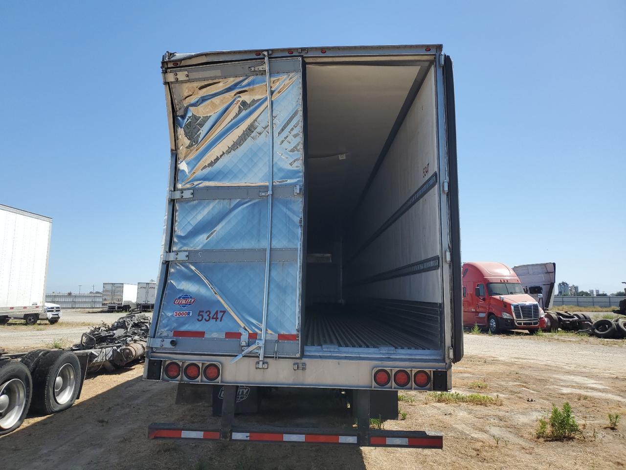 2023 Utility VS2RA Refrigerated Van Trailer