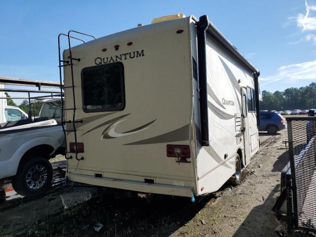2017 Ford Econoline E450 Super Duty Cutaway Van