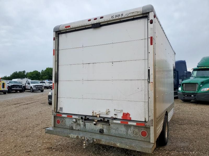 2006 Ford Econoline E450 Super Duty Cutaway Van