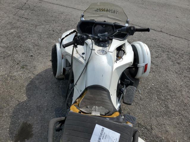 2017 Can-Am Spyder Roadster F3-T