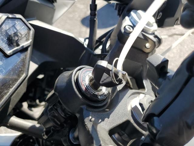 2025 Kawasaki EX500