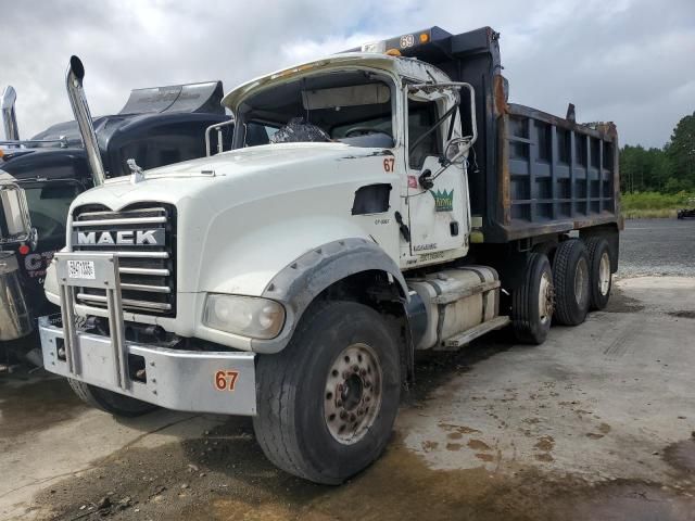 2014 Mack GU713 Dump Truck
