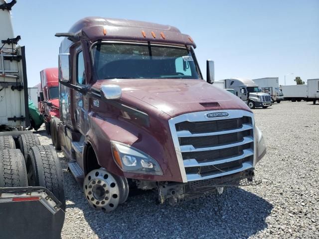 2021 Freightliner Cascadia 126