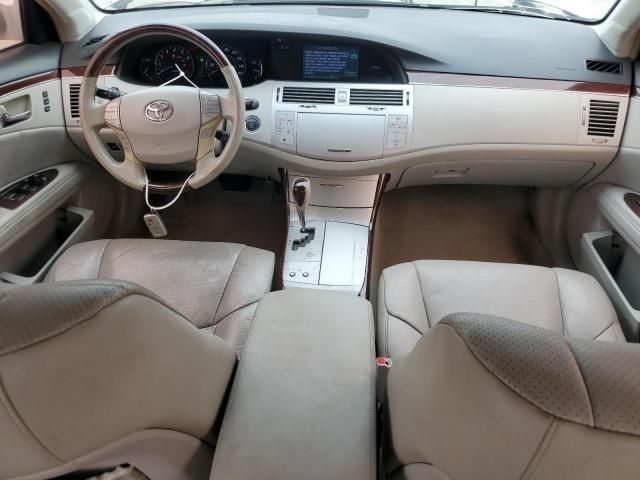 2010 Toyota Avalon xl